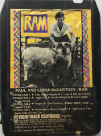Paul and Linda McCartney - RAM -8XW 3375