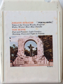 Strauss / Von Suppe - Realistic 51-507