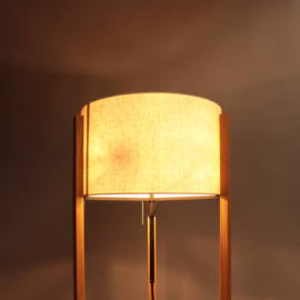 Fischer & Honsel vloerlamp Shine Wood, eiken met stoffen kap creme