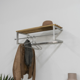 Spinder design Kapstok Rezzo, rvs met massief notenhout