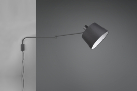 Trio lighting wandlamp Baldo, zwenkbaar met zwarte kap
