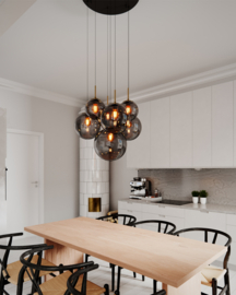 By Rydéns hanglamp Laura, 7-lichts met licht grijs glas rond