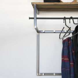 Spinder design Kapstok Rizzoli, blacksmith met eiken