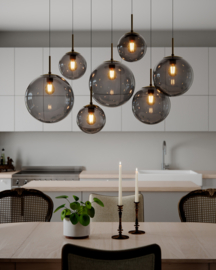 By Rydéns hanglamp Laura, 7-lichts met licht grijs glas