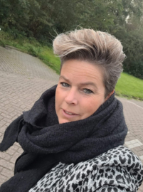 Sjaal Bep Zwart