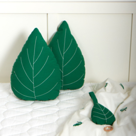 Roommate cushion green leaf