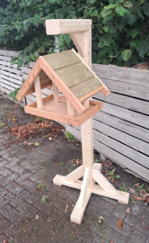 HANGEND VOEDERHUISJE