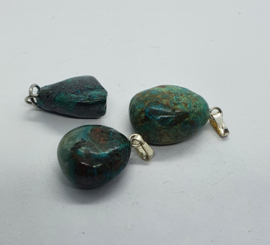 Chrysocolla hangertje