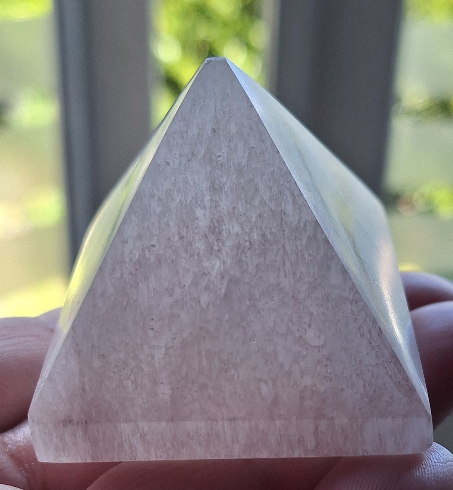 Seleniet - Satijnspaat piramide