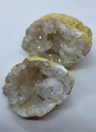Bergkristal Geode - nr 1