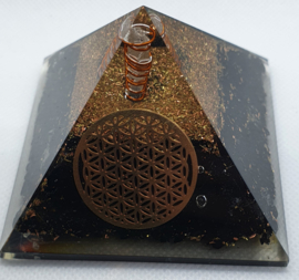 Orgonite Piramide Zwarte Tourmalijn Flower of Life ca. 7 cm