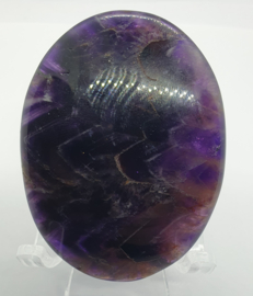 Amethyst Chevron handsteen