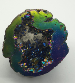 Titanium kwarts mini geode