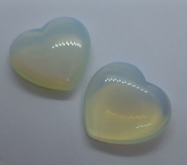 Opaliet hart [synthetisch]