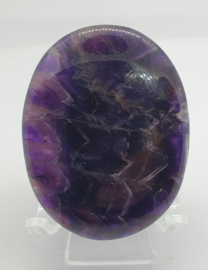 Amethyst Chevron handsteen