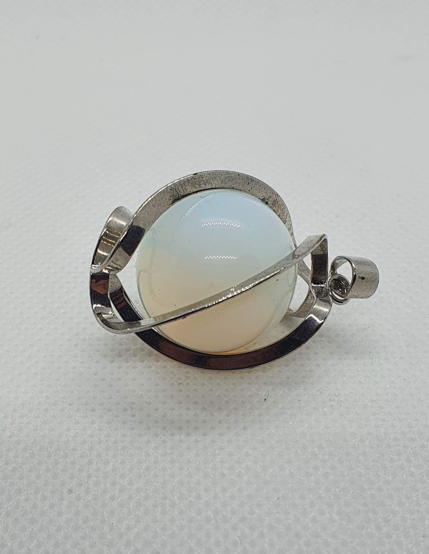 Opaliet spiraalhanger [synthetisch]