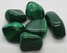 Malachiet trommelsteen