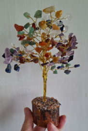 Chakra Edelsteenboom op houten voet
