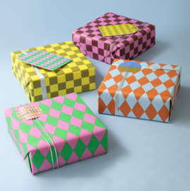 Consumentrol | Harlequin Orange Blue Peach