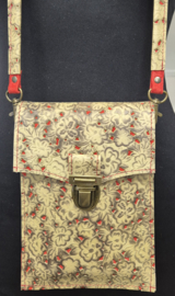 Telefoontasje L  bloemmotief en rood