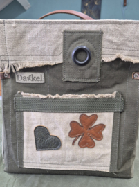 Plunje/ Post Tote Handtas XL Model Boet (30x60x25)