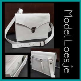 Crossbody Model Loesje