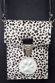 Telefoontasje L Dalmatiër print en wit pootje