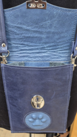 Telefoontasje L blauw met lichtblauw pootje 02