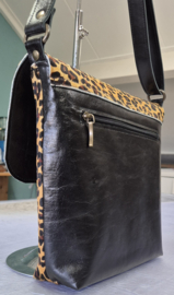 Crossbody Medium harige panterprint & zwart