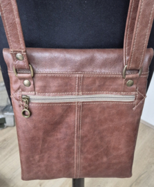 Crossbody  Model Rikkie