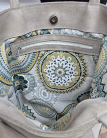 Shopper Model Teuntje zacht stoer licht leer