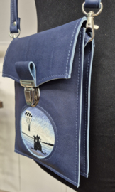 Telefoontasje L borduur katjes aan zee 01