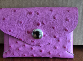 Hard roze struisvogelprint