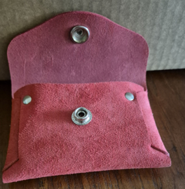 Rood suede