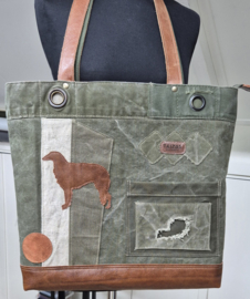 Plunje/ Post shopper met 2x Barzoi  & 1 Epagneul Breton