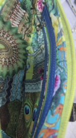 Crossbody Model Toos Felblauw lakleer