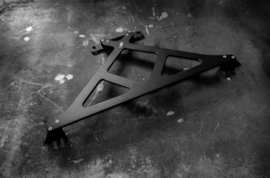 E30 X-Brace