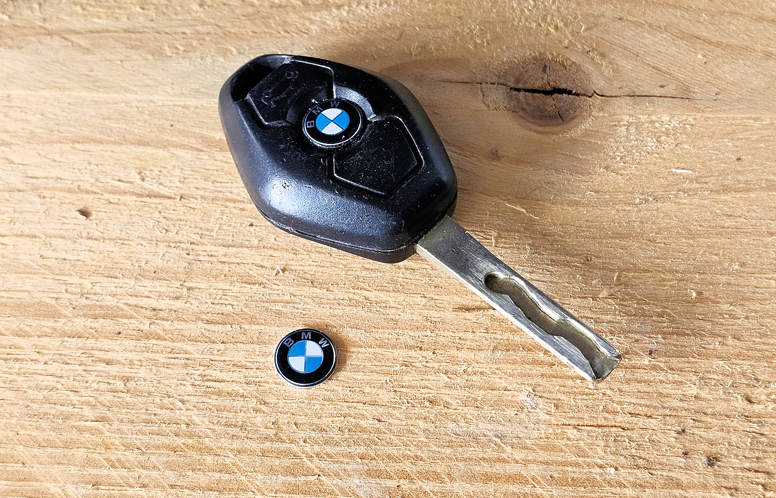 Logo for BMW key