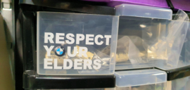 "Respect Your Elders" Aufkleber