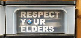 "Respect Your Elders" Aufkleber