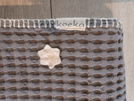 Koeka deken (ledikantdeken) 140 x 100 cm