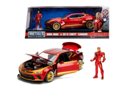 2016 Chevy Camaro met Iron Man figuurtje 1:24 Marvel nieuw