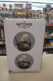 Geralt of Rivia Heart of Stone Statue 24cm the witcher sealed