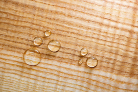 Larger amounts of water-based Wood Coating