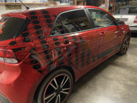 🔥Kia Rio voorzien van Striping, Stickers & Zonneband🔥