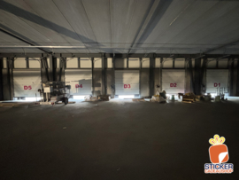 😍Na het eerste Bedrijfspand die we mochten voorzien van Kaai & Parking, Palletrekken aanduidingen, NU ook het tweede deel mogen doen van deze klant😍  🤜Voorzien van Kaai & Receptie aanduidingen 🤜Pallet Rekken voorzien Gang aanduidingen  🤘
