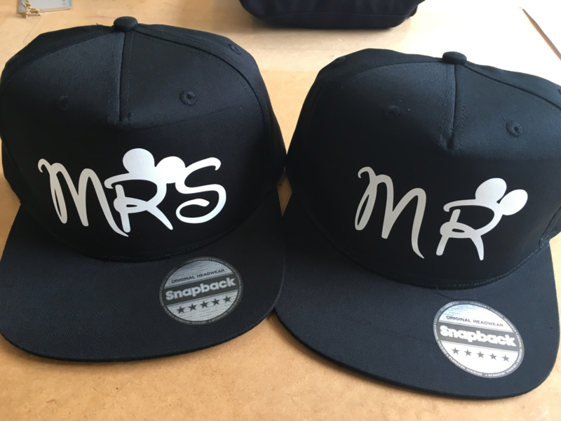 Mr & Mrs Cap