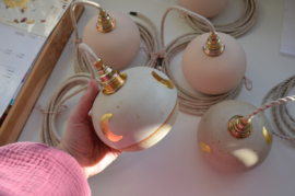 Savi lampje, glazuur met gouden maantjes van 23 karaat bladgoud