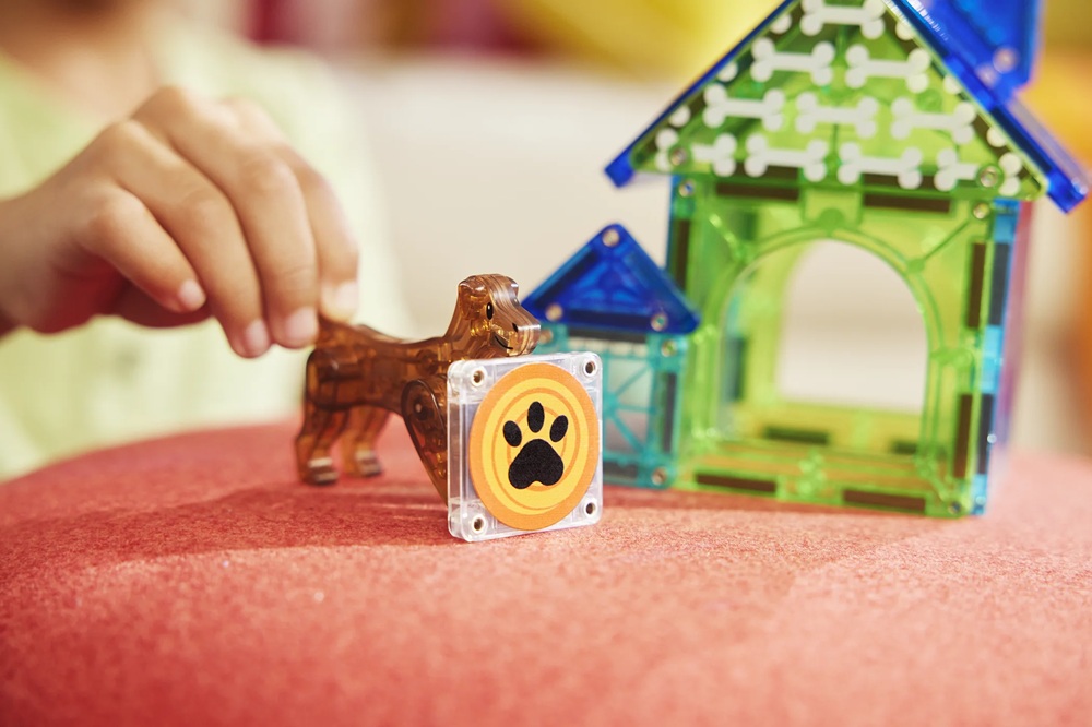 MAGNA-TILES® Dog House 13 stuks