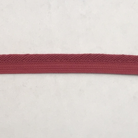 paspelband   gedraaid    € 1,75  per meter donker  roze